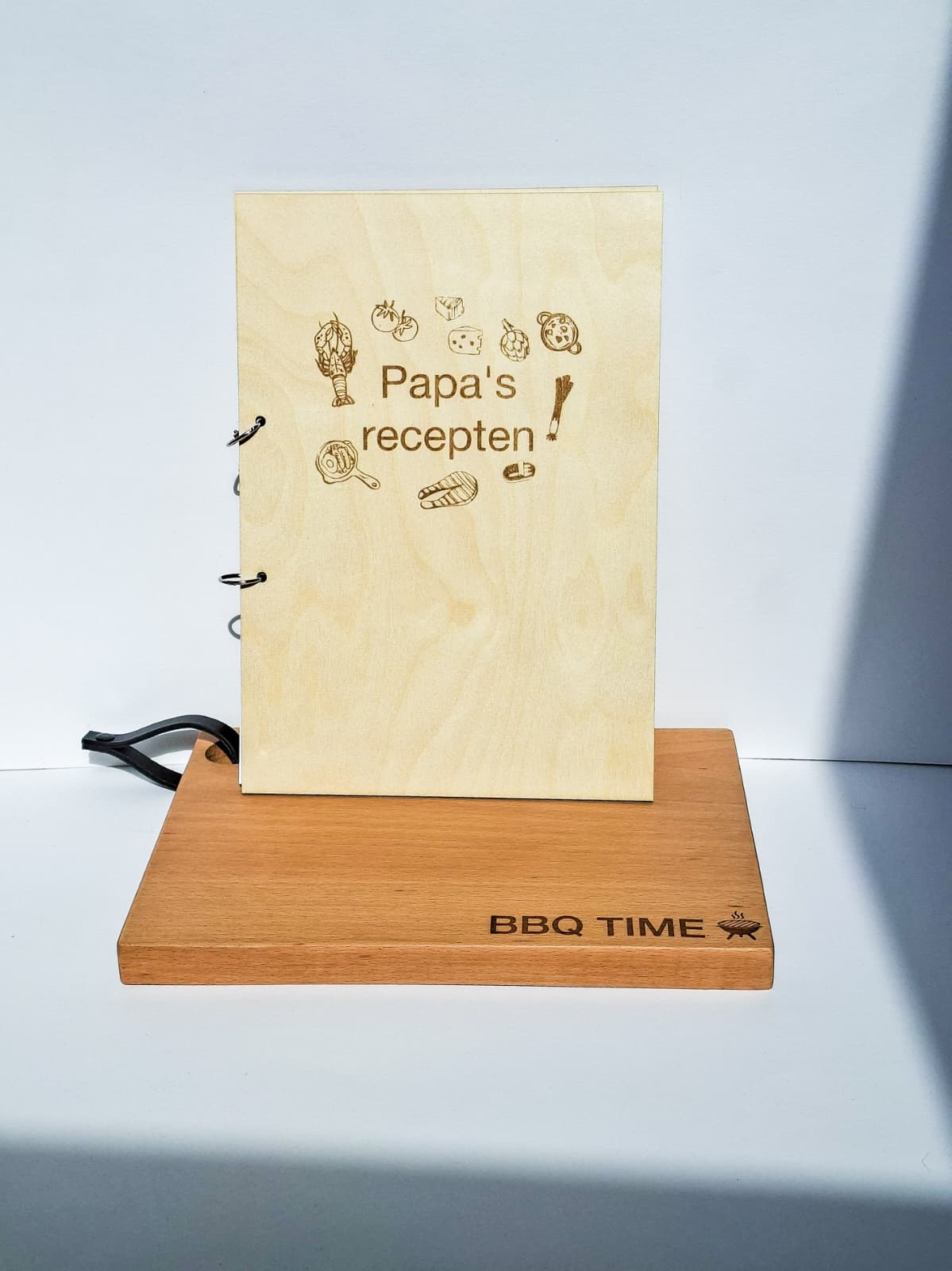 gepersonaliseerd receptenboek en snijplank